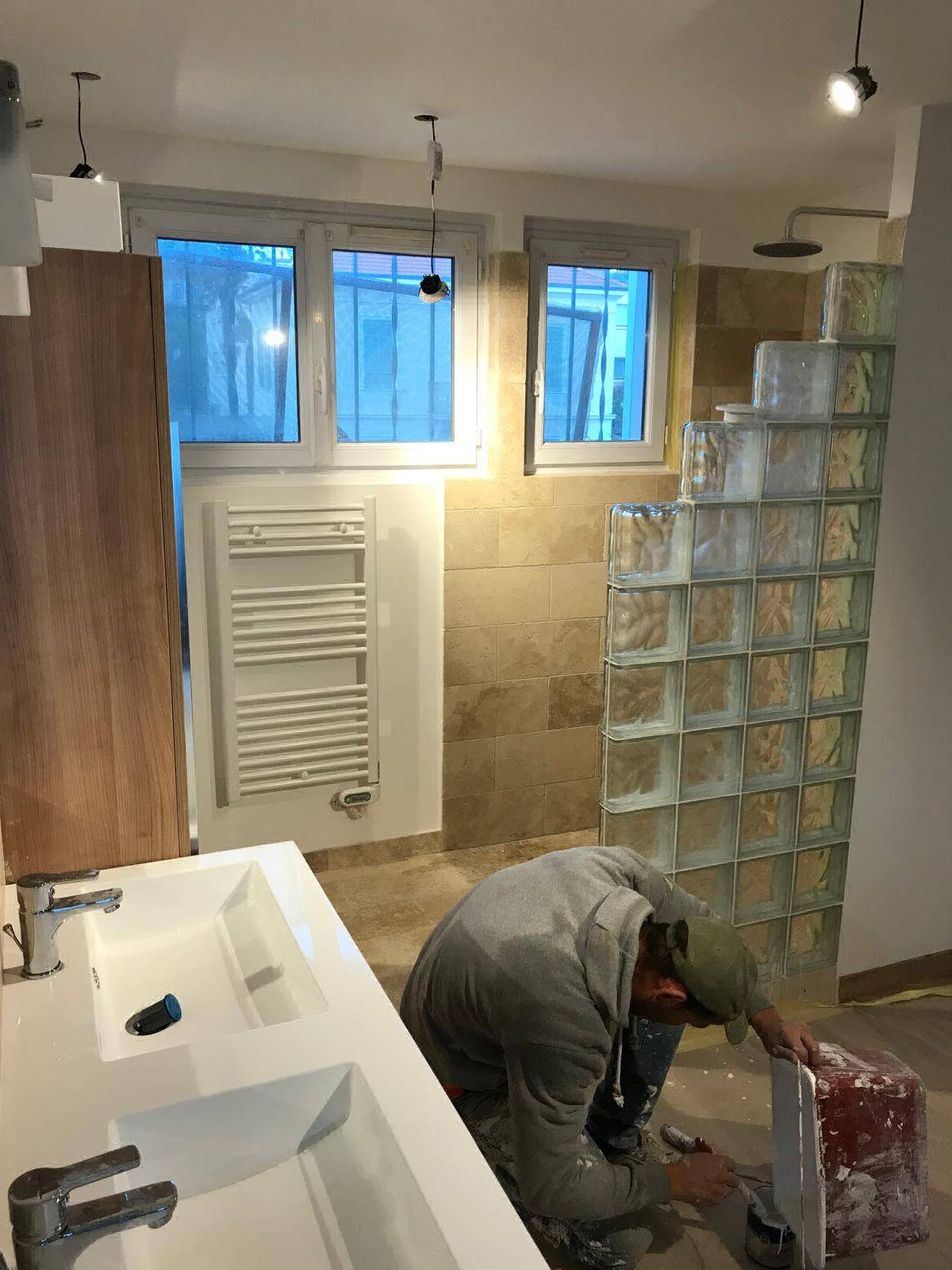 rénovation salle de bain sur la commune de six fours les plages