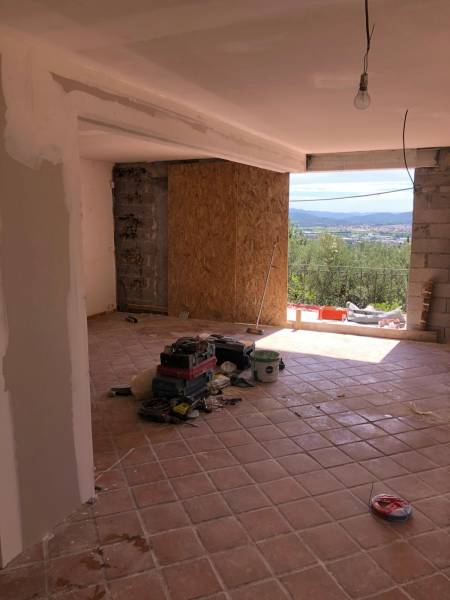 rénovation complète intérieur d'une maison à Belgentier